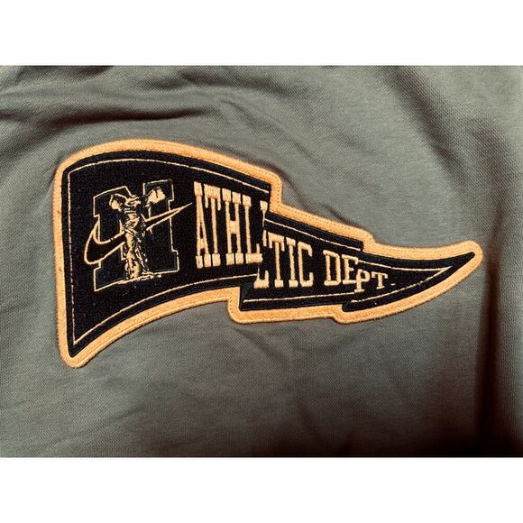 VTG NIKE Sportswear Athletic Dept Sage Green Pullover Sweatshirt Men's Size M - Picture 3 of 6